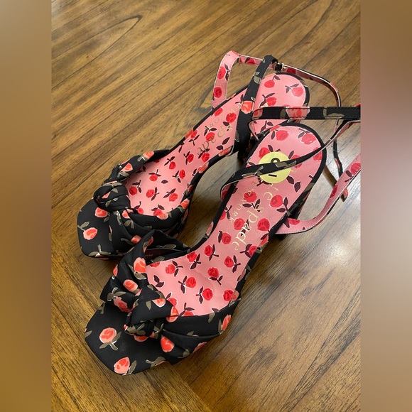 Kate Spade Heels - Picture 4 of 10
